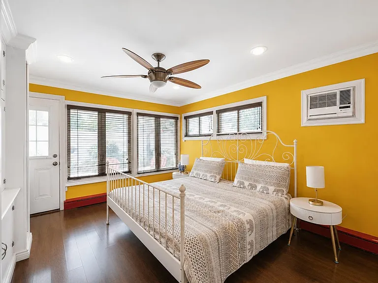 Cypress Ln W — Photo 13