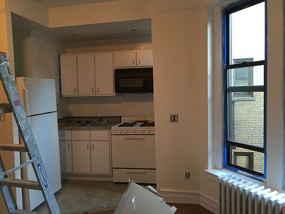 5th image of 4334 49th St APT 4C