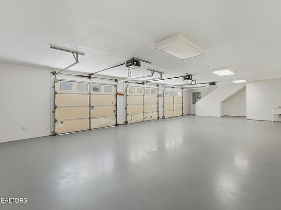 30th image of this home