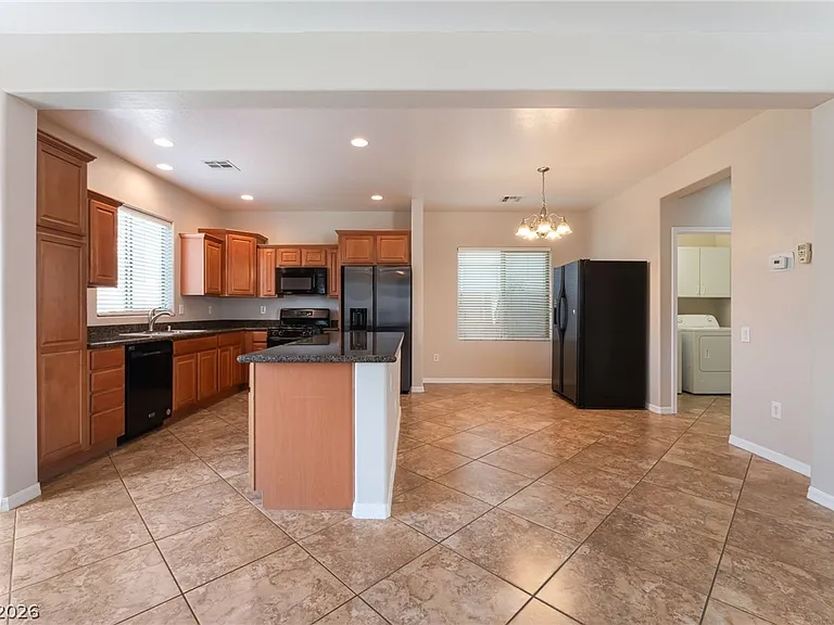 4405 Penguin Ave — Photo 14