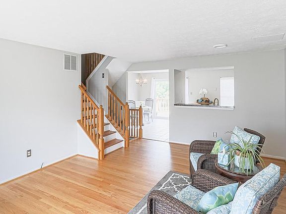5th image of 3 E Galloway Ct