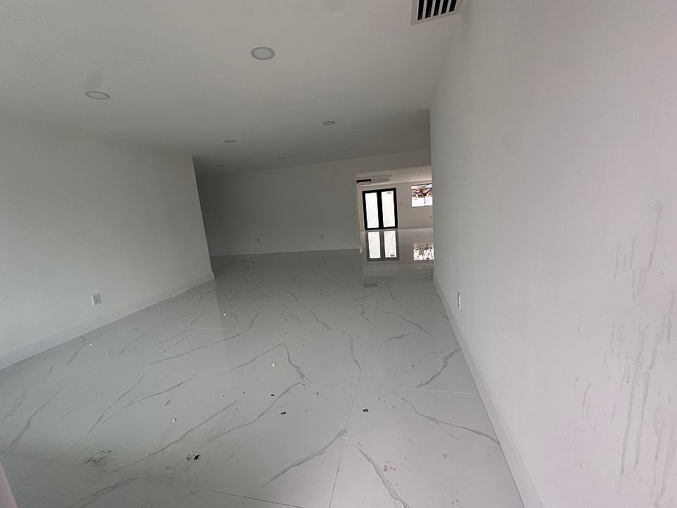 2nd image of 5281 NW 180th Ter