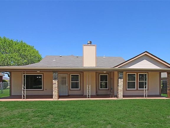 4th image of 2006 Clairidge Ave