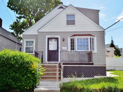 34 Newman Ave FLOOR 1, Bayonne, NJ, 07002