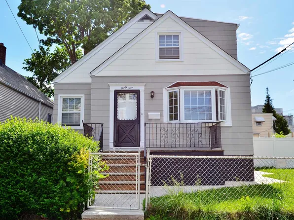 34 Newman Ave Floor 1, Bayonne, NJ 07002