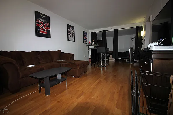 Rented by (Legacy) NY 101, Inc. | media 4