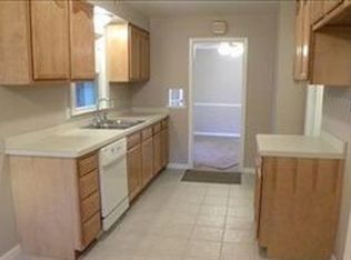 30310 Ridge Rd, Wickliffe, OH 44092