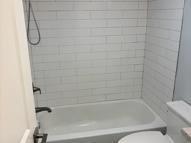 906 Erdner Ave #1 — Photo 5