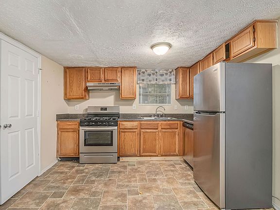 5th image of 5585 Panola Pl