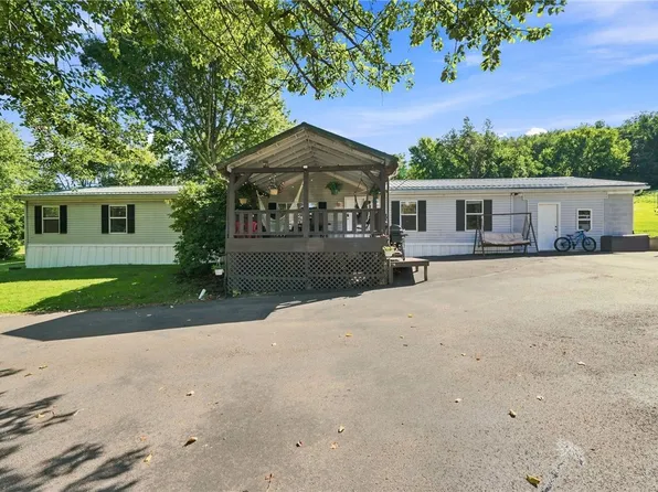 118 Francis Rd, Perryopolis, PA 15473