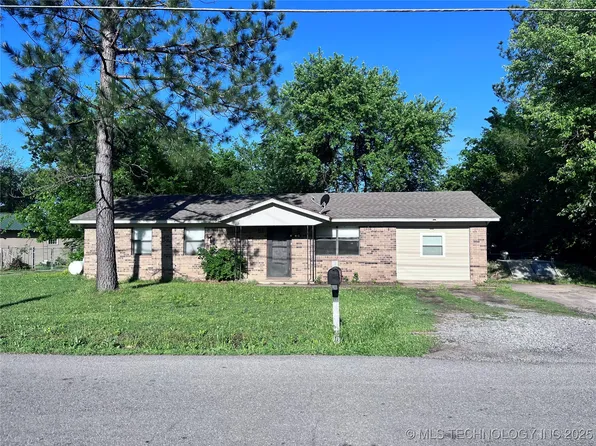 115 Centerpoint Rd, Wilburton, OK 74578