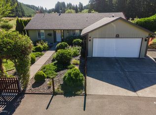540 Wakefield Rd, Eddyville, OR 97343