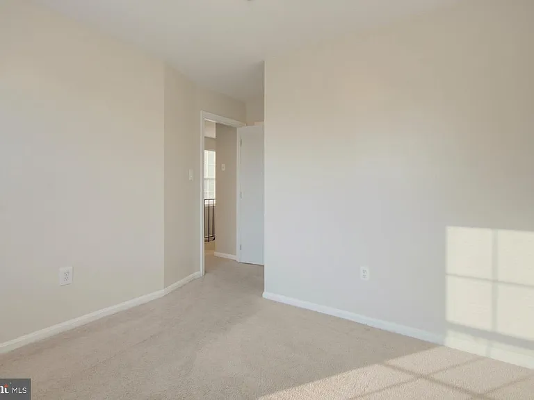 2813 31st Ave — Photo 22