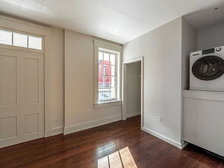 56 E McMicken Ave — Photo 19