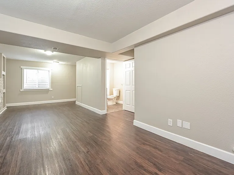 24762 E Wyoming Cir — Photo 15