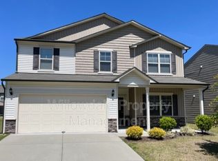 4341 Auburn Hills Dr, Raleigh, NC 27616