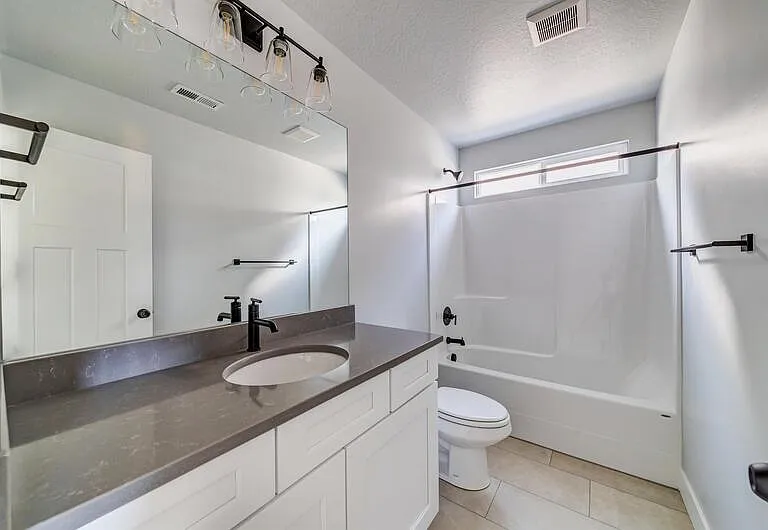 13893 S Little Ridge Ln #ACROSS FROM LAUNDRY — Photo 24