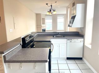 317 Queen St #301, Chatham Kent, ON N7M 2H7