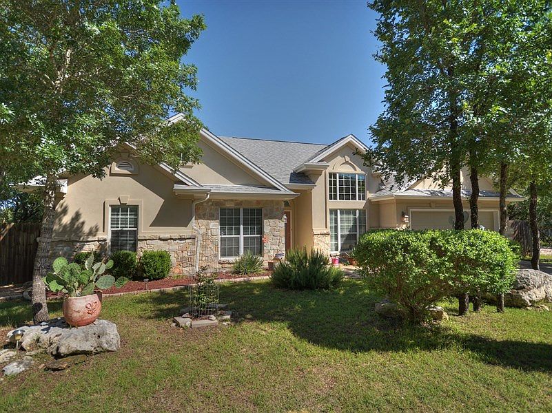 1st image of 190 Shady Bluff Dr