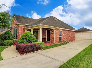 12406 Mellville Dr, Houston, TX 77089