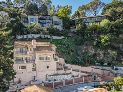 920 Glen Oaks Blvd, Pasadena, CA, 91105