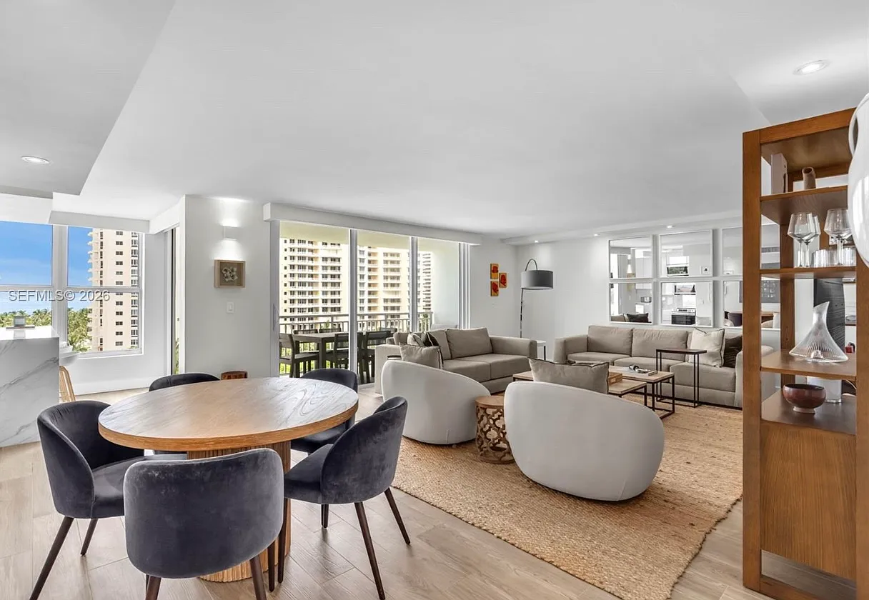 2 bed, 1496 sqft, $10,000 — Photo 4