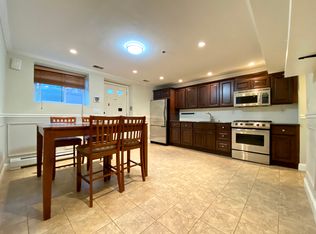 19 Fillmore Pl #1F, Staten Island, NY 10305