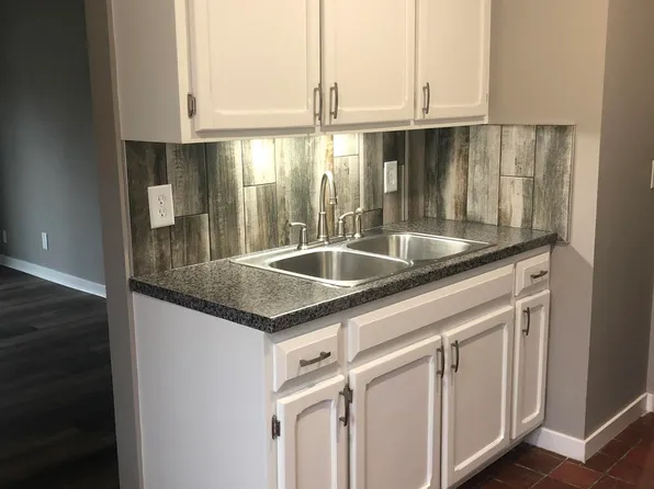 2301 A St, Lincoln, NE 68502