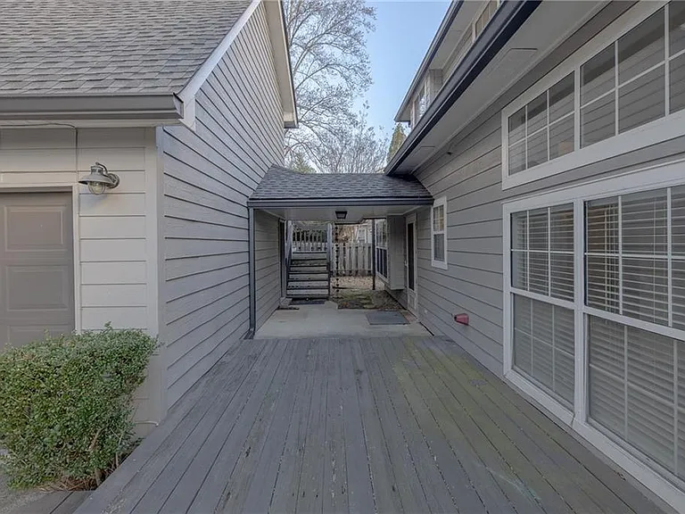 10950 Pinehigh Dr — Photo 15