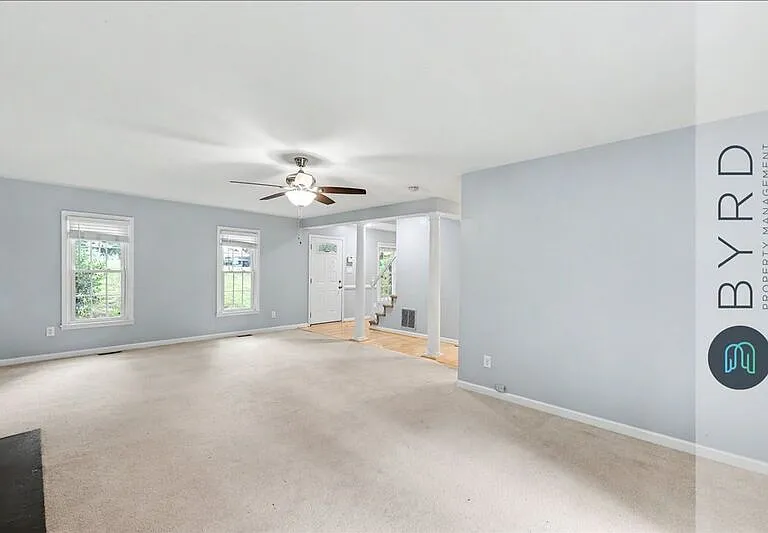 4743 Fordham Rd — Photo 8