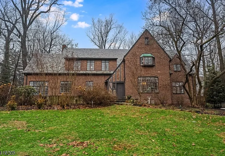 123 Wyoming Ave — Photo 32