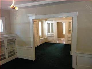 4th image of 561 N 13th St