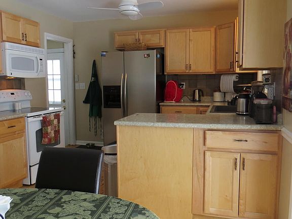 3rd image of 1234 Sheridan Dr
