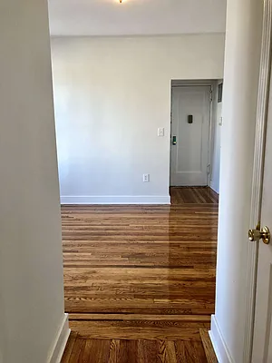 Rented by New Age Realty Group | media 11