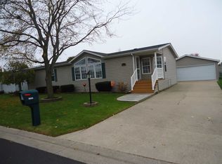 8668 Wild Cherry Ct, Roscoe, IL 61073