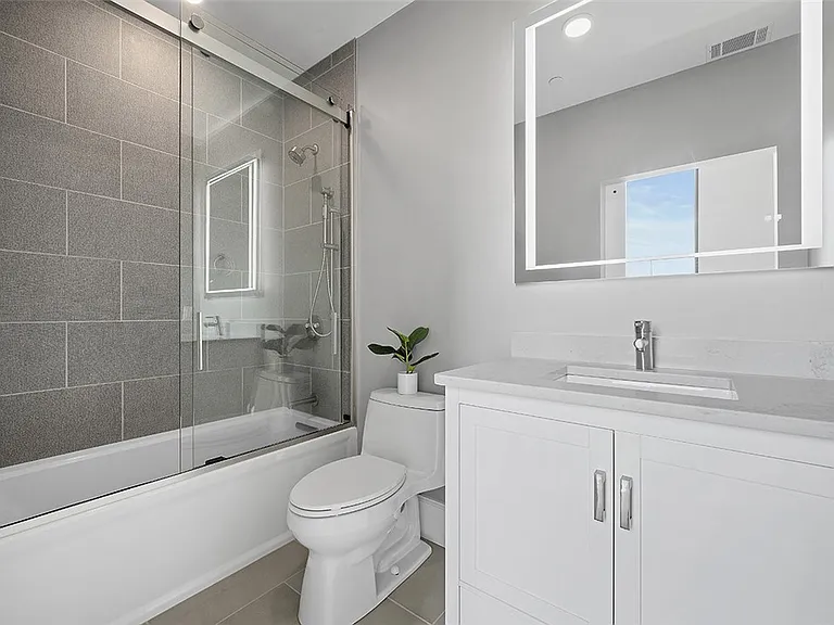 350 Oliver Ave #1503 — Photo 10