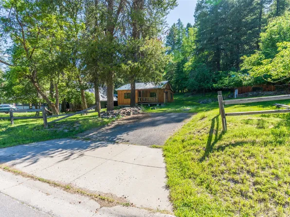 435 Dakota Ave, Whitefish, MT 59937