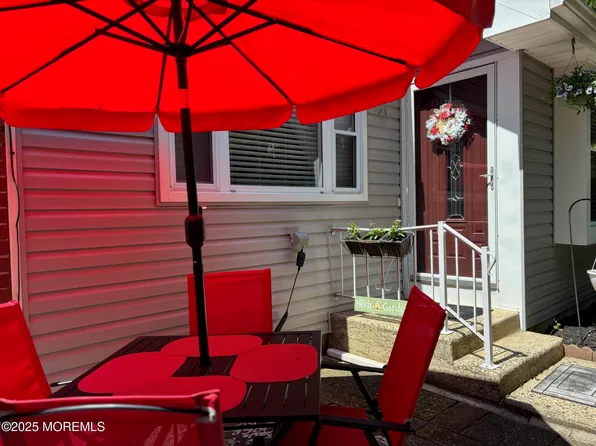 75 Hudson Parkway #C, Whiting, NJ 08759