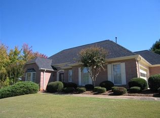 405 Broadmeadow Ct, Roswell, GA 30075