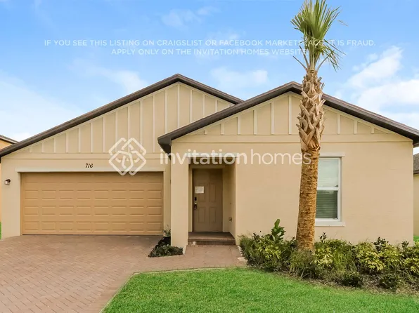 716 Carlyle Way, Fort Pierce, FL 34947