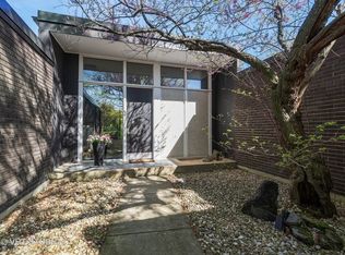 284 Hastings Ave, Highland Park, IL 60035