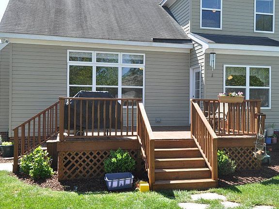 3rd image of 1330 Meggett Dr