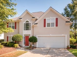 1060 Olde Roswell Grv, Roswell, GA 30075