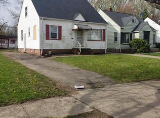 19908 Sunset Dr, Warrensville Heights, OH