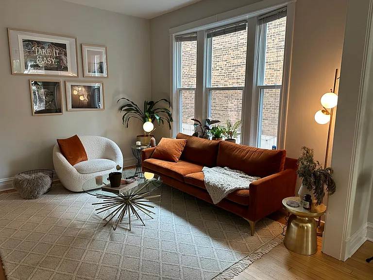 2320 W Iowa St #1F — Photo 6