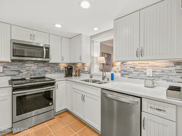 741 Palm Springs Cir, Indian Harbour Beach, FL 32937