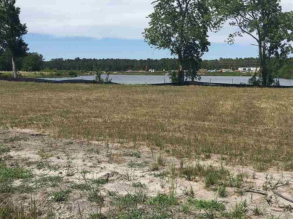 2nd image of 1004 Meadowoods Dr. #The Egret