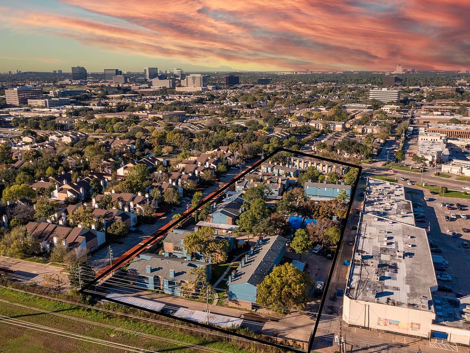 1st image of 10001 Westpark Dr APT 88