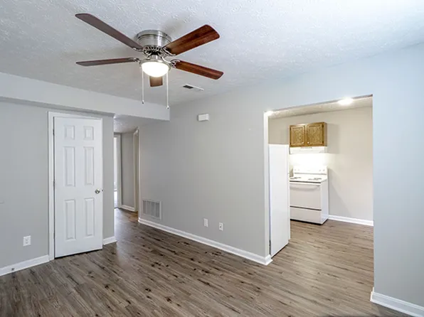 Standing Oak Dr 8508