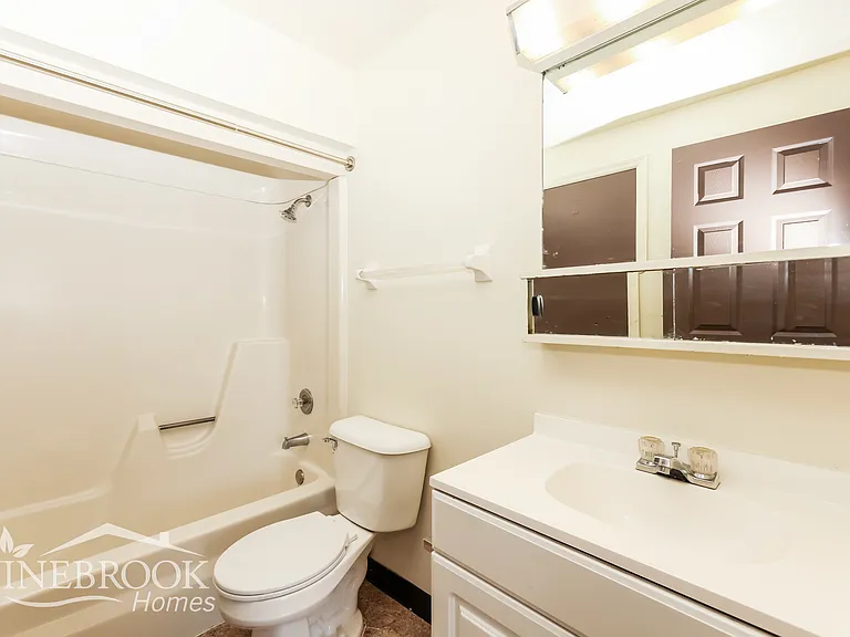 7673 Mount Hood Dr — Photo 10